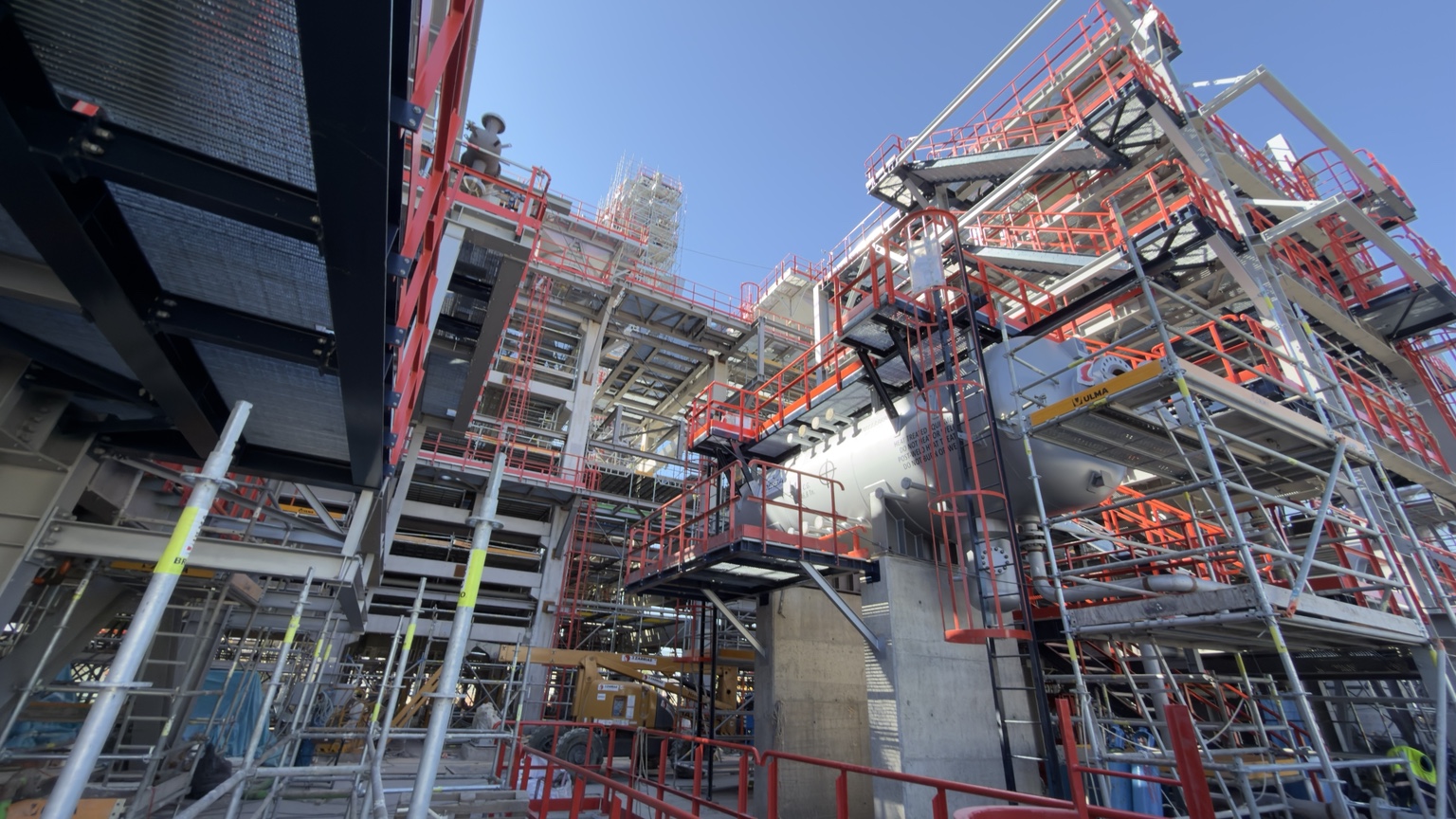 Refinarias e Energia — projeto industrial Metafer em Portugal